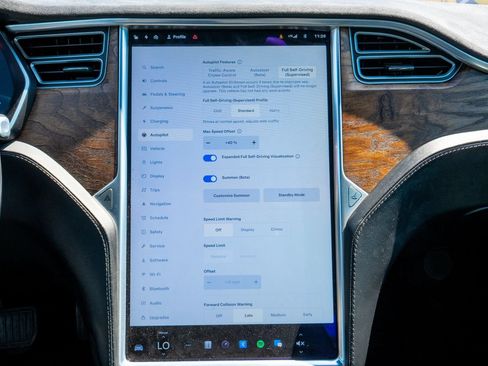 Used 2017 Tesla Model S 90D AWD/4WD image 27