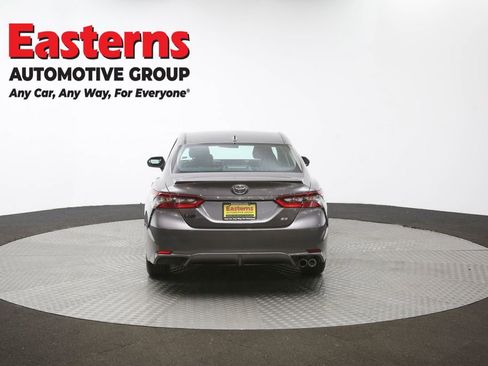 Used 2024 Toyota Camry SE image 64