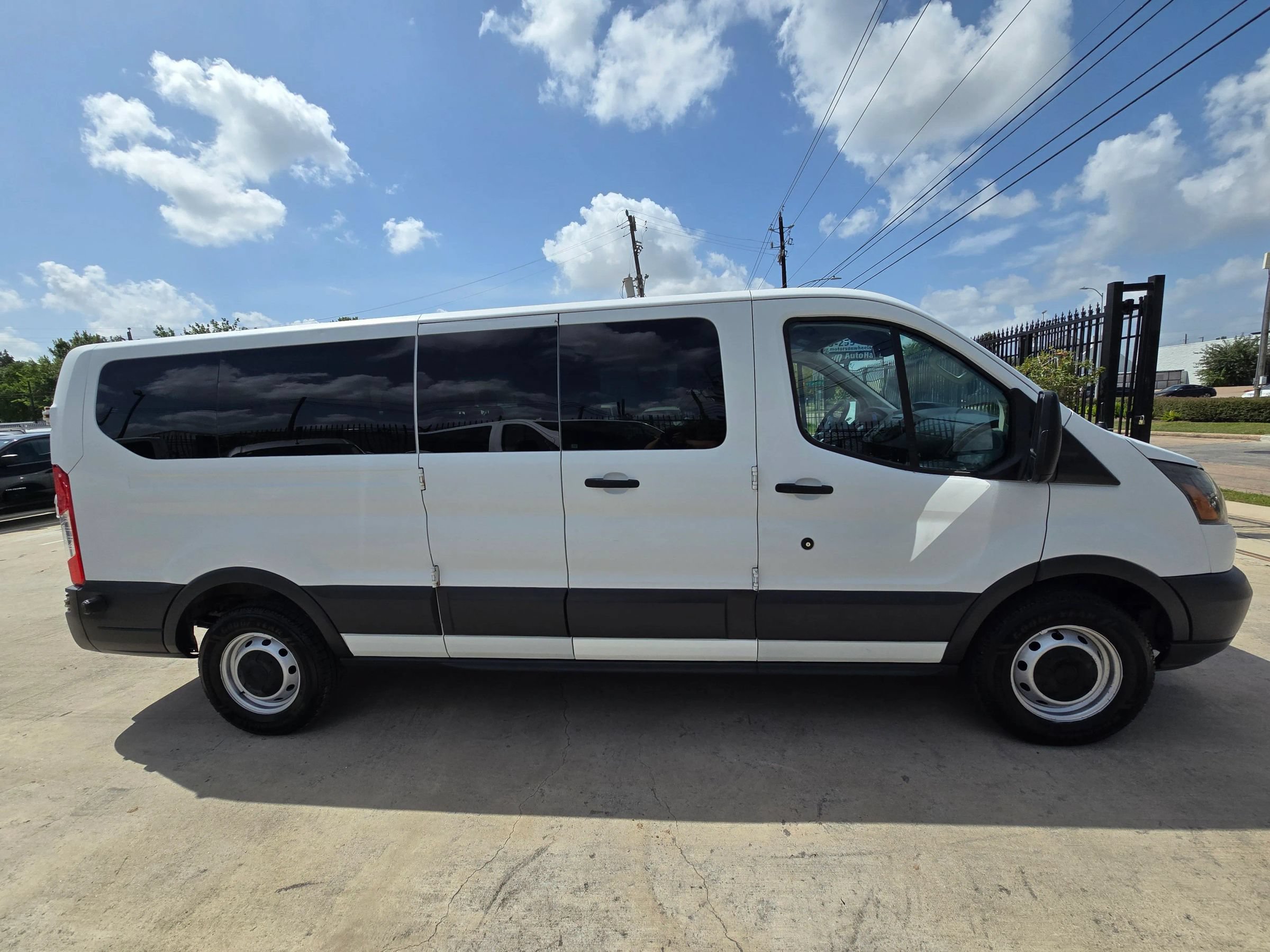 Used 2018 Ford Transit 350 XL RWD image 8