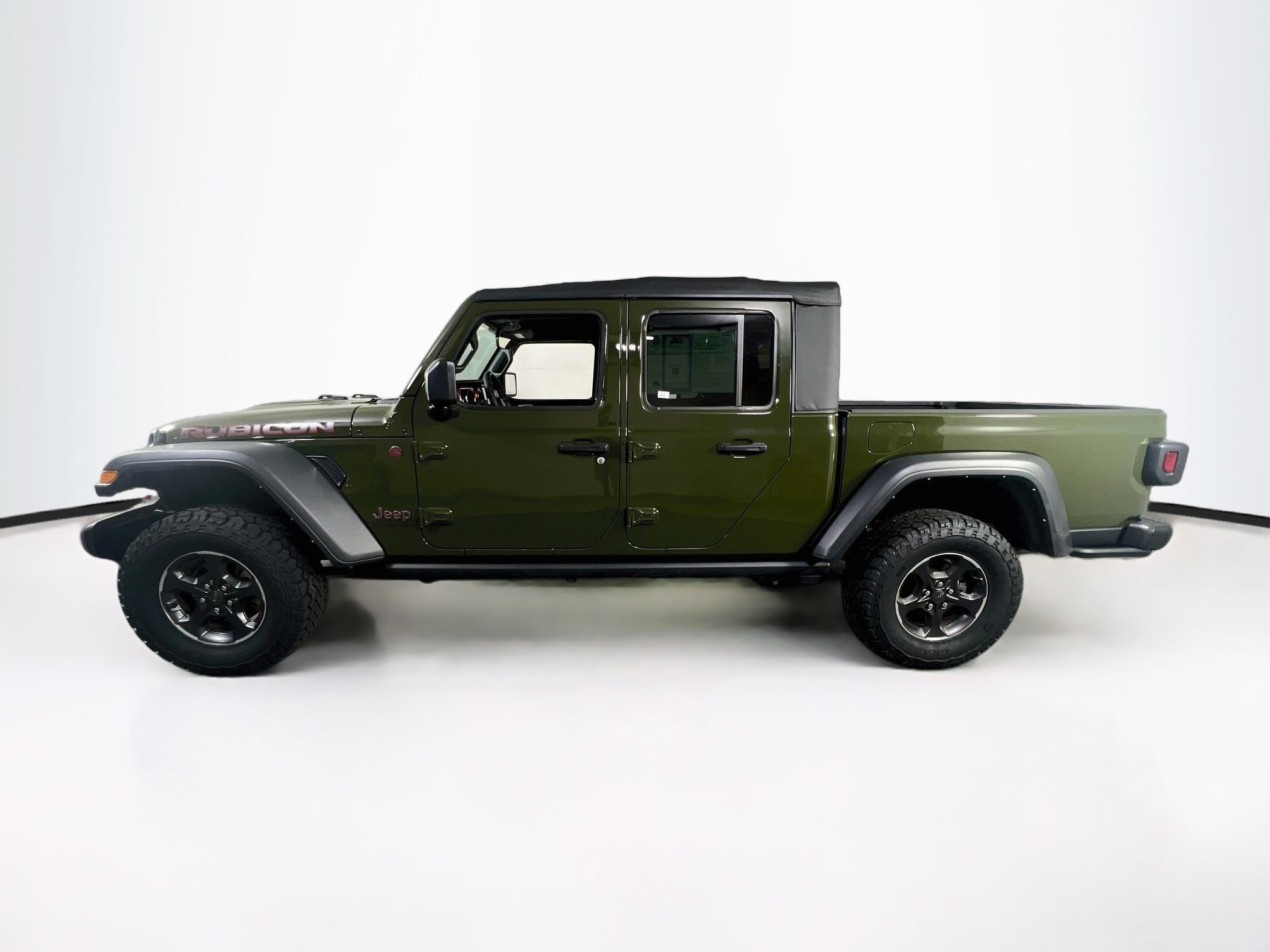 Used 2023 Jeep Gladiator Rubicon w/ Trailer Tow Package AWD/4WD image 8