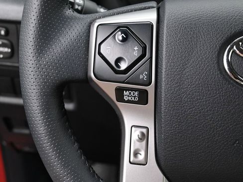 Certified 2024 Toyota 4Runner SR5 AWD/4WD image 17