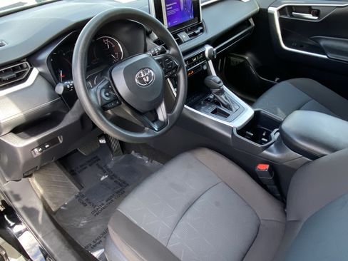 Certified 2025 Toyota RAV4 XLE FWD image 25