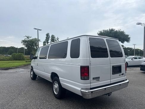 Used 2014 Ford E-350 and Econoline 350 XLT RWD image 4
