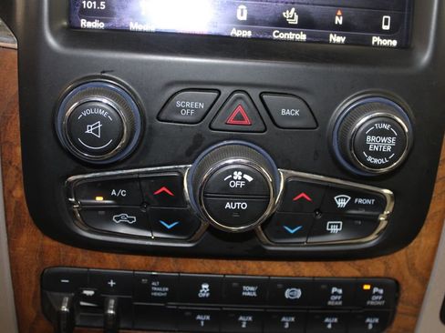 Used 2018 RAM 2500 Longhorn w/ Longhorn Southfork Package image 44