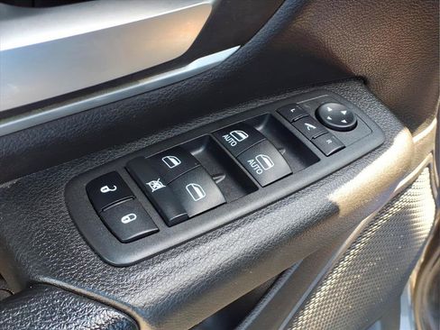 Used 2022 RAM 1500 Big Horn AWD/4WD image 17