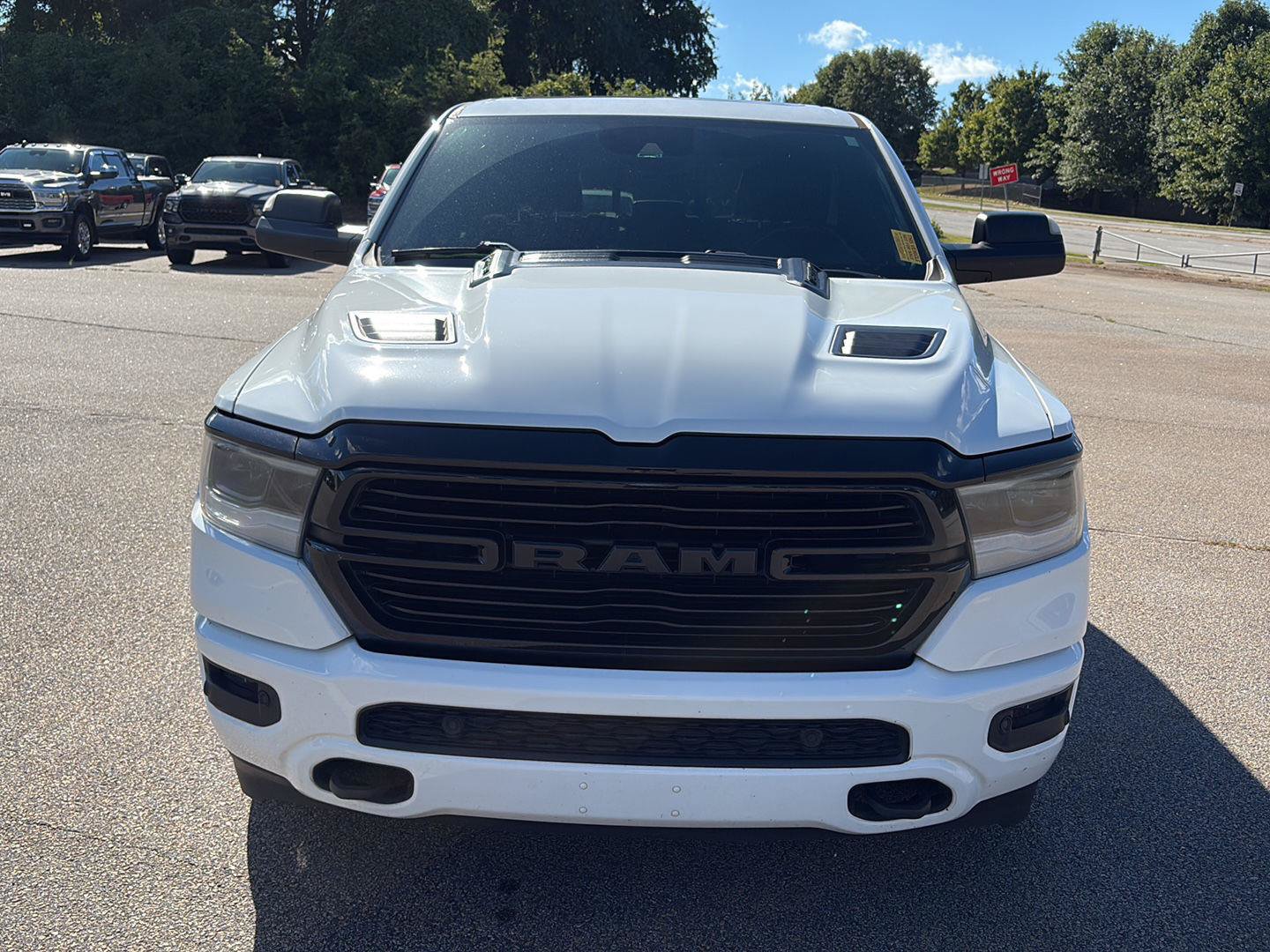 Used 2020 RAM 1500 Laramie AWD/4WD image 2