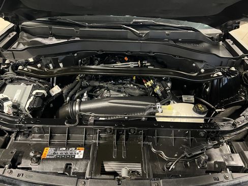 Used 2025 Ford Explorer ST-Line w/ ST-Line Street Pack image 45