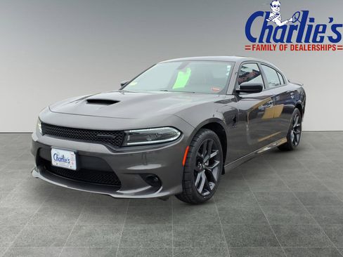Used 2022 Dodge Charger R/T w/ Plus Group RWD image 1