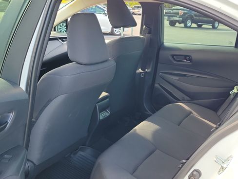 Used 2025 Toyota Corolla LE FWD image 13