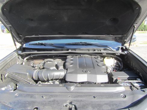 Used 2015 Toyota 4Runner SR5 Premium image 25