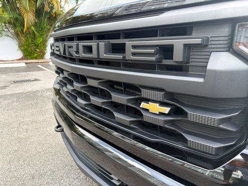 Used 2022 Chevrolet Silverado 1500 Custom RWD image 6