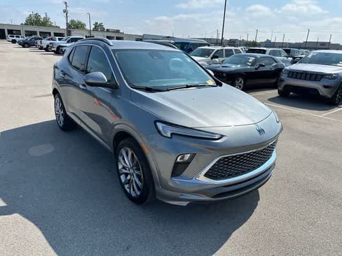 Used 2024 Buick Encore GX Avenir w/ Avenir Technology Package AWD/4WD image 28