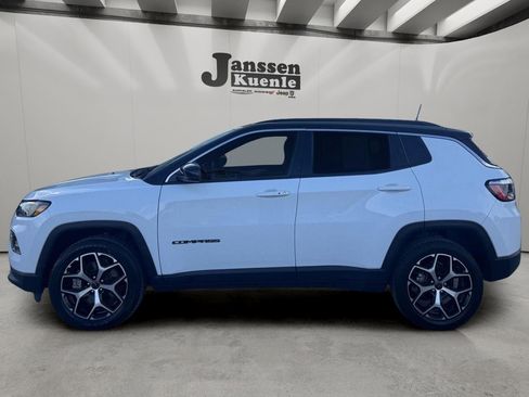 Used 2025 Jeep Compass Limited AWD/4WD image 1