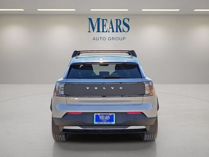 New 2026 Volvo EX30 Cross Country Ultra w/ Protection Package Premier