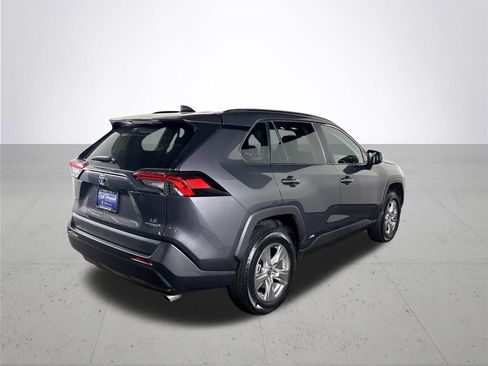 Used 2024 Toyota RAV4 LE image 6
