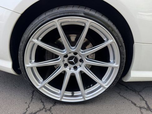 Used 2014 Mercedes-Benz SL 550 w/ Sport Wheel Package image 41