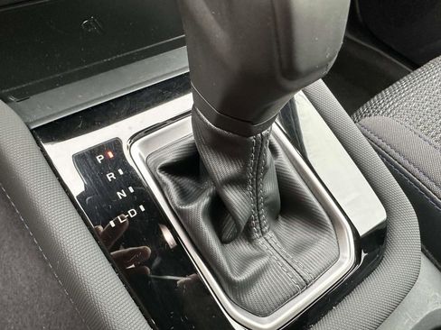 Used 2025 Subaru Forester Premium image 21