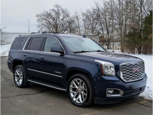 Used 2020 GMC Yukon Denali w/ Open Road Package image 3