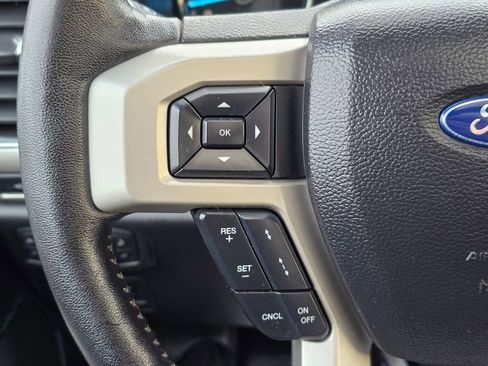 Used 2019 Ford F150 Lariat w/ Equipment Group 502A Luxury image 30