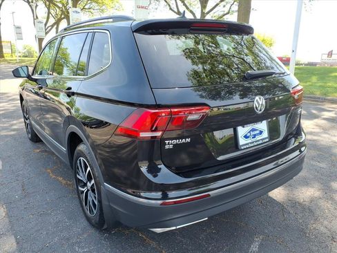 Used 2021 Volkswagen Tiguan SE w/ Panoramic Sunroof Package AWD/4WD image 5