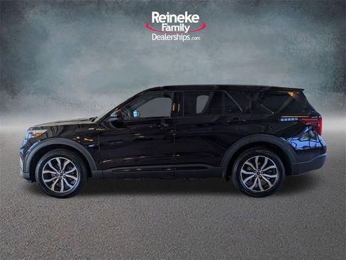 Used 2022 Ford Explorer ST-Line w/ Class IV Trailer Tow Package image 9