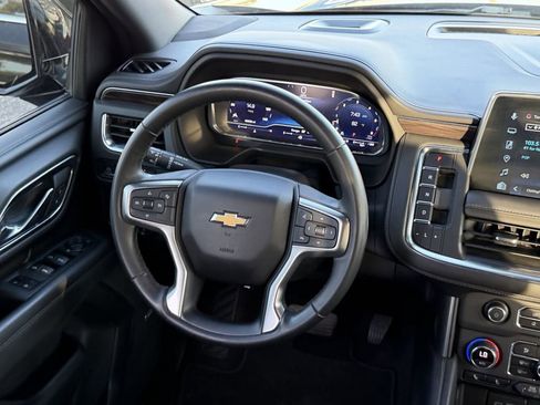 Used 2023 Chevrolet Tahoe LT RWD image 11