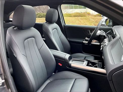 Used 2026 Mercedes-Benz GLA 250 4MATIC image 7