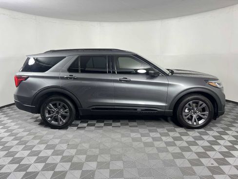 Used 2026 Ford Explorer Active w/ Active Comfort Package AWD/4WD image 7