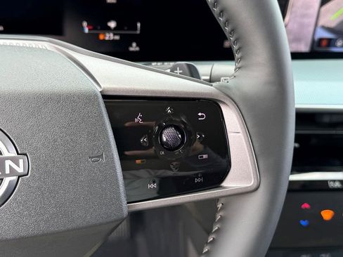 New 2025 Nissan Murano SL image 24