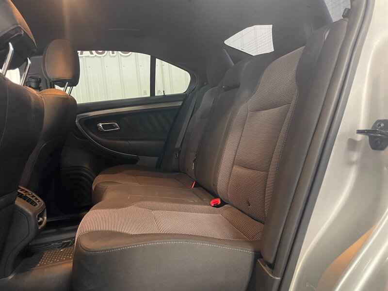 Used 2017 Ford Taurus SEL w/ Equipment Group 201A AWD/4WD image 15