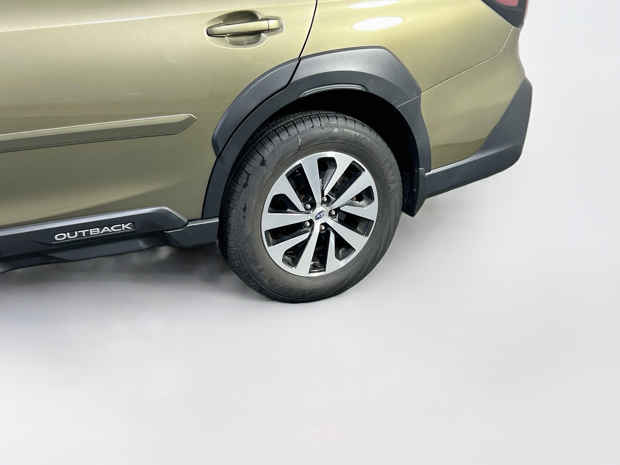 Used 2023 Subaru Outback Premium AWD/4WD image 31