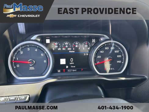 Certified 2022 Chevrolet Silverado 1500 High Country w/ Technology Package AWD/4WD image 13