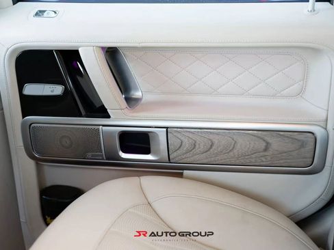 Used 2023 Mercedes-Benz G 550 image 10
