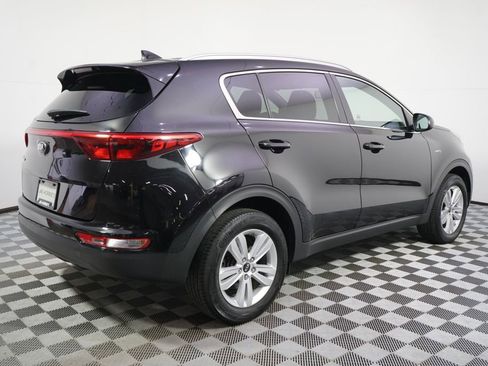 Used 2017 Kia Sportage LX w/ LX Popular Package AWD/4WD image 7