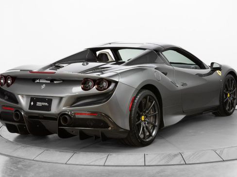 Certified 2023 Ferrari F8 Tributo image 15