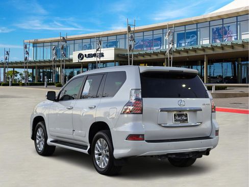Used 2018 Lexus GX 460 Premium image 4