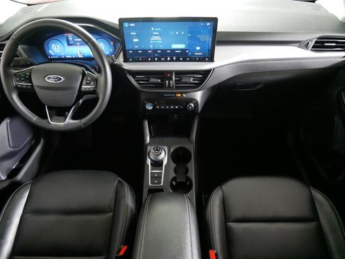 Used 2024 Ford Escape Platinum image 10