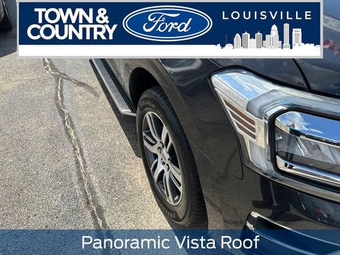 Used 2022 Ford Expedition Limited AWD/4WD image 15