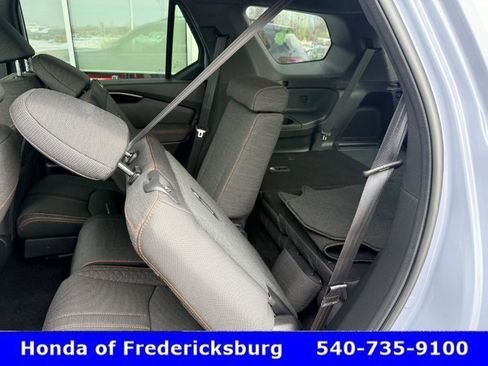 Used 2025 Honda Pilot Sport image 44