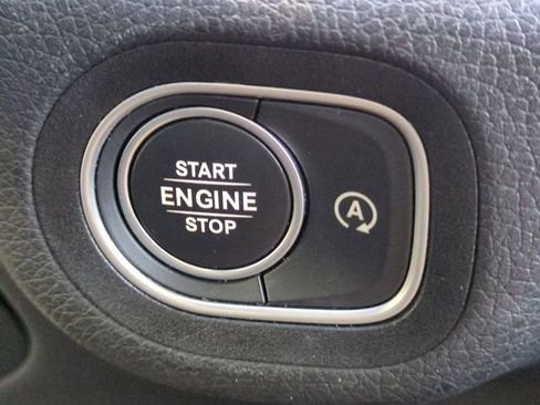 Used 2024 Mercedes-Benz GLE 350 4MATIC image 28