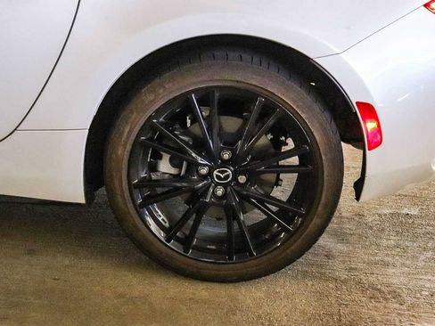 Used 2024 MAZDA MX-5 Miata Club w/ Interior Package RWD image 16