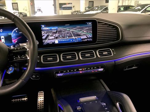 Used 2025 Mercedes-Benz GLE 53 AMG AMG GLE 53 image 7