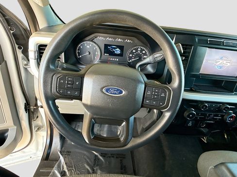 Used 2023 Ford F250 XLT image 13
