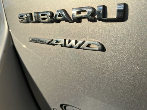 Used 2024 Subaru Outback Premium image 8