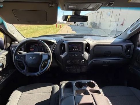 Used 2020 Chevrolet Silverado 1500 Custom Trail Boss w/ Custom Convenience Package image 21