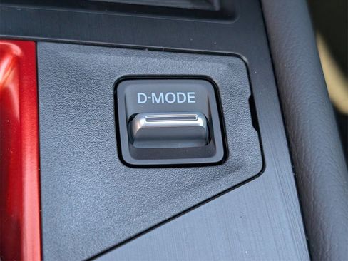 New 2026 Nissan Kicks SR image 16