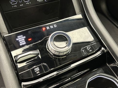 Used 2023 Jeep Grand Cherokee 4WD 4xe image 24