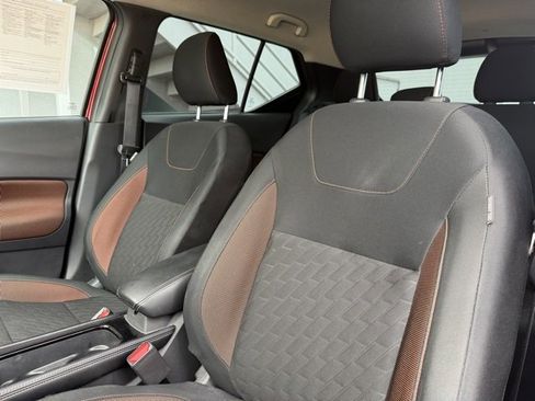 Certified 2024 Nissan Kicks SR image 11