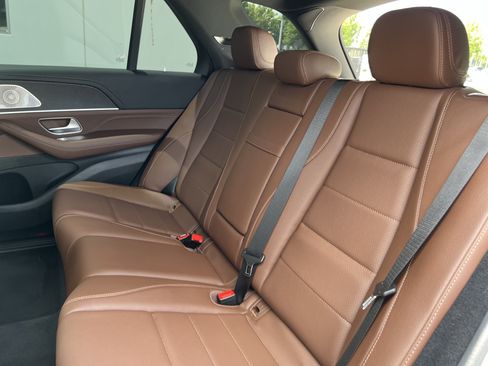 Certified 2024 Mercedes-Benz GLE 350 4MATIC image 33