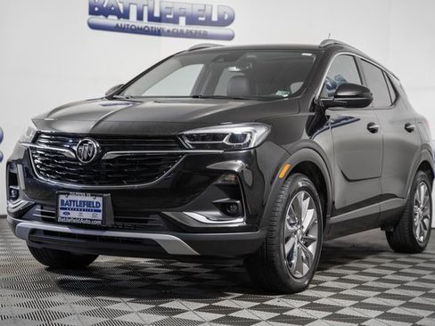 Used 2023 Buick Encore GX Essence w/ Experience Buick Package image 3